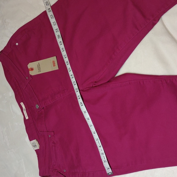 Levi's 414 Classic Straight Raspberry NWT Jeans - Picture 10 of 12